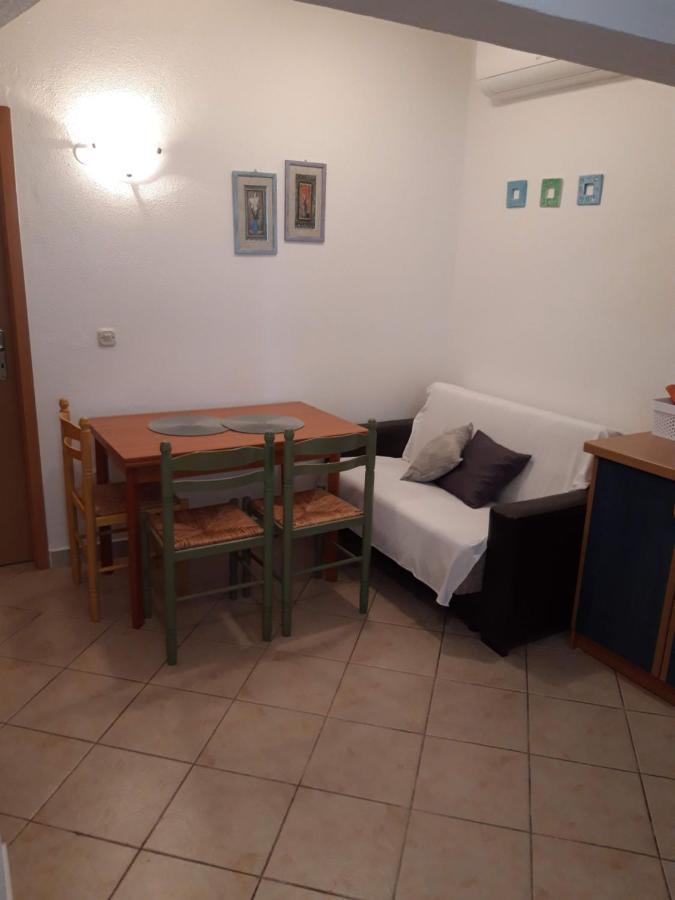 Apartment Perla Pirovac Esterno foto